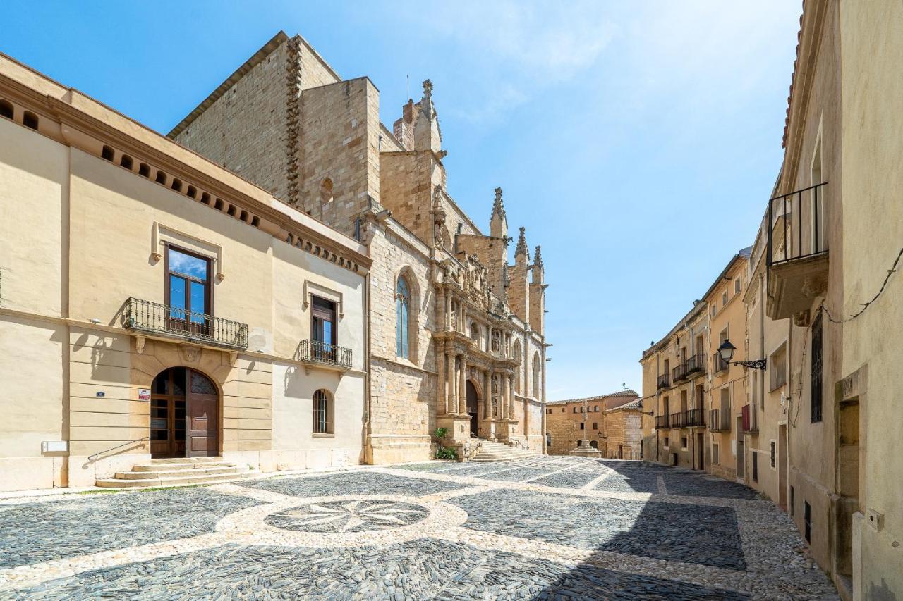 Hauzify I Vila Ducal Montblanc Exteriér fotografie